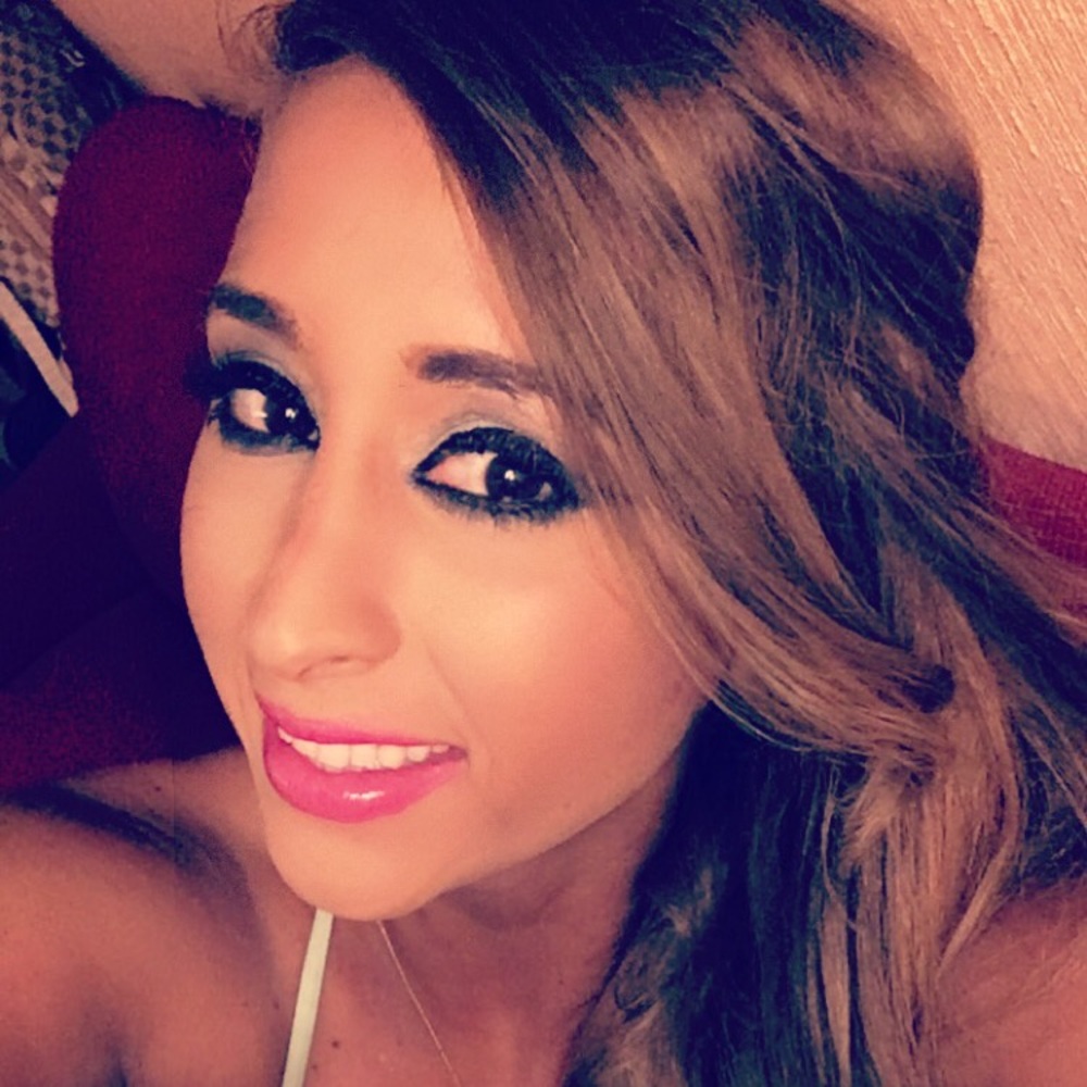 Meet your Posher, Valentina